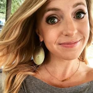 Meet your Posher, Tabatha